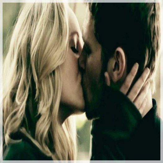 █ ▄→ *klaus kisses caroline* - here - episode 02 - done