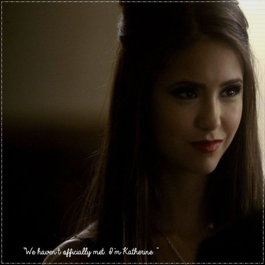 ♡❧`⇒.; -se apropie încet, încet- scumpul și inocentul meu Damon ;;) -ironică-.