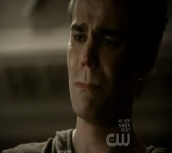 *se imbraca* Ai dreptate Caroline.. :( Ea ma iubeste si eu ? .. off ma simt de parca as fi inselat-o