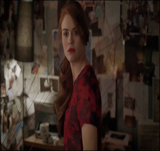 - *pleacă în pădure*