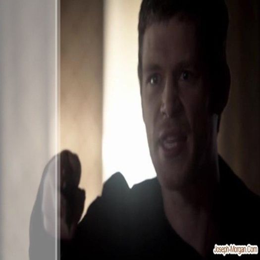 █ ▄→ cum îndrăzneşti să ridici mâna la mine, femeie?