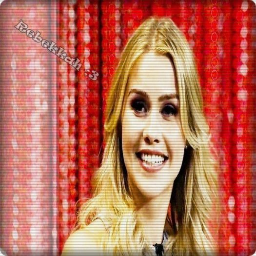 ☼ - *coboară scările* Ce drq se aude aşa?Cine ţipă? E cumva Nik?