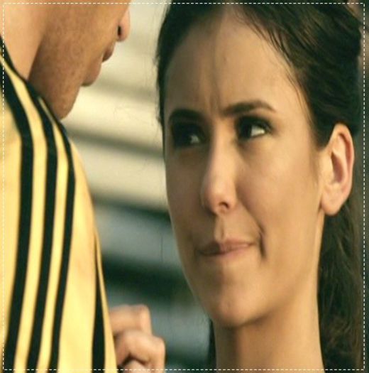 ♫.єℓєηα.♫ La fel ca aseara...Dar nu stiu de ce , am impresia ca click; a facut ceva...de aseara vorbea ciudat ,nu stiu...
