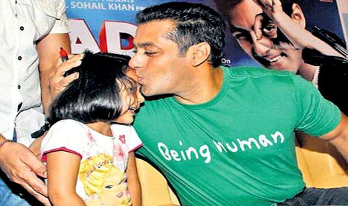 LES20 - SALMAN KHAN AND LES ENFANTS