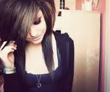 images (1) - Emo girls