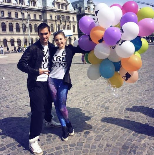 988428_652907204746342_177301631_n