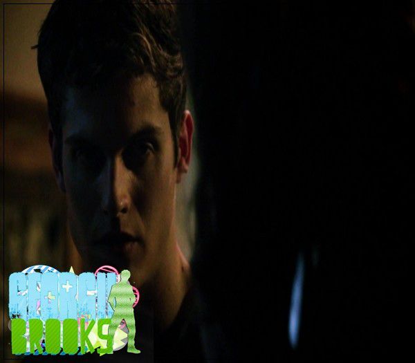 ♡♕_ de ce sunteți supărați ? ;-? # davina. hellooooo # hayley. cl; bine =)) # se ridică și dansează.
