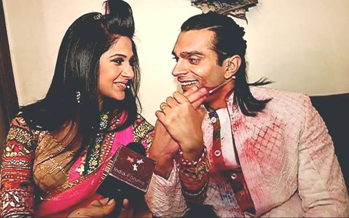 10173597_656321704415725_1373514427482027841_n - Jennifer and Karan Singh Grover