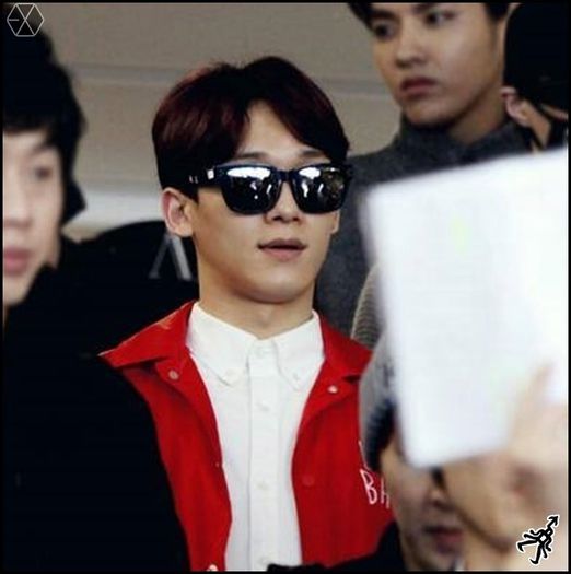 140302 Chen @ Hong Kong Airport and Incheon Airport.09