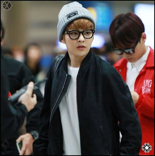 140302 Xiumin @ Hong Kong & Incheon Airport.04 - exo - 140302 Xiumin - Hong Kong - Incheon Airport