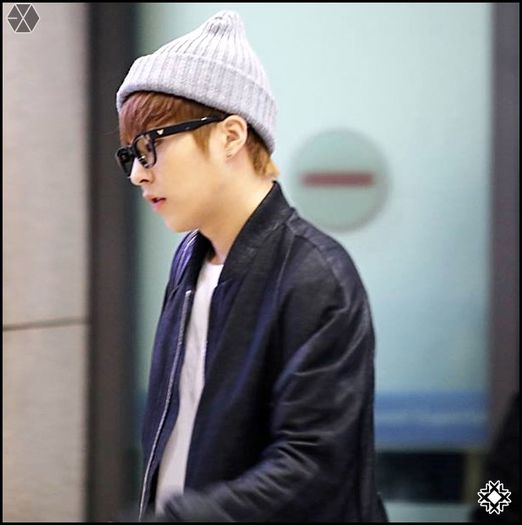 140302 Xiumin @ Hong Kong & Incheon Airport.19 - exo - 140302 Xiumin - Hong Kong - Incheon Airport