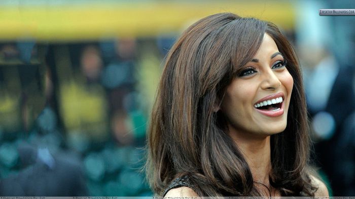 Bipasha-Basu-Laughing-Photoshoot - Bipasha Basu