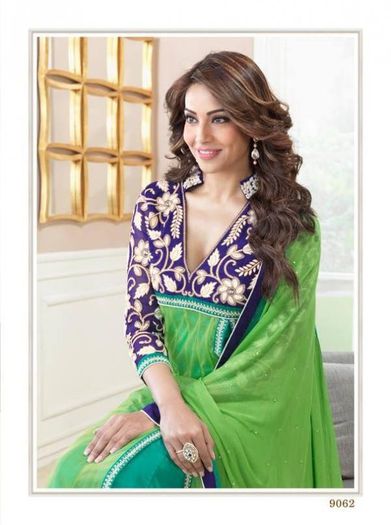 Bipasha-Basu-Stylish-Designer-Anarkali-Dresses-For-Eid-2013-003 - Bipasha Basu