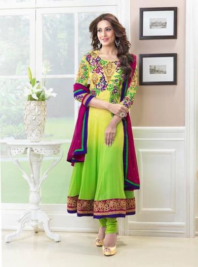 Bipasha-Basu-Stylish-Designer-Anarkali-Dresses-For-Eid-2013-006 - Bipasha Basu