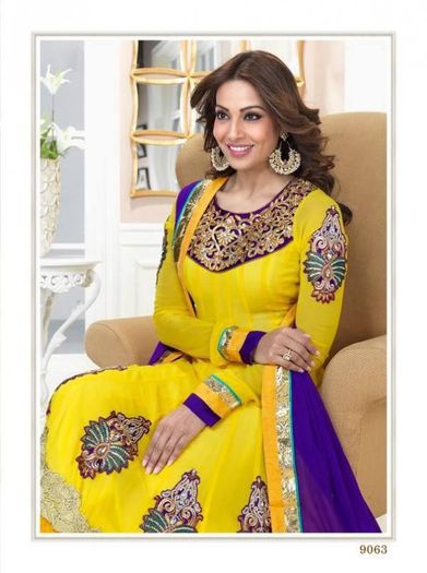 Bipasha-Basu-Stylish-Designer-Anarkali-Dresses-For-Eid-2013-010 - Bipasha Basu