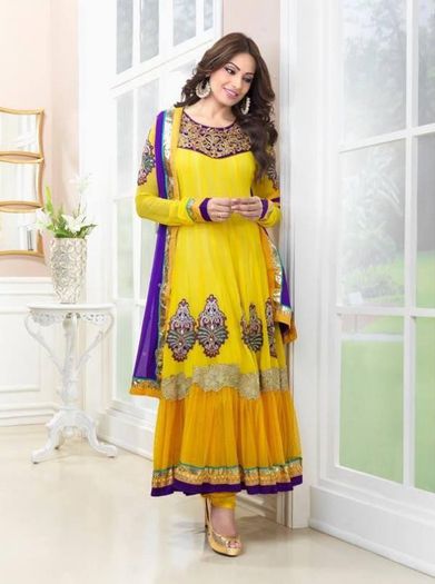 Bipasha-Basu-Stylish-Designer-Anarkali-Dresses-For-Eid-2013-016 - Bipasha Basu