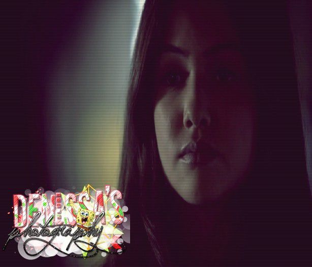 ┊deɴιι┊ce a fost asta ? O_O wop , se pare că de la fericire la plâns e un singur pas. -click;; ¤se uită după elena¤
