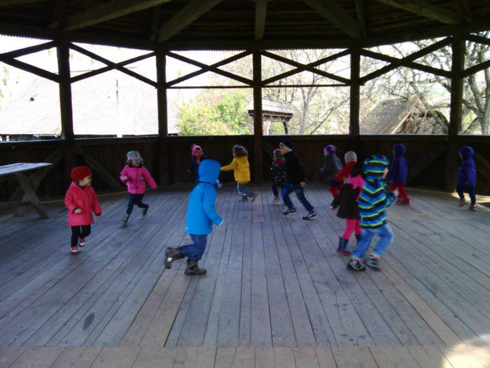 In vizita la Muzeul satului 10 ap.2014