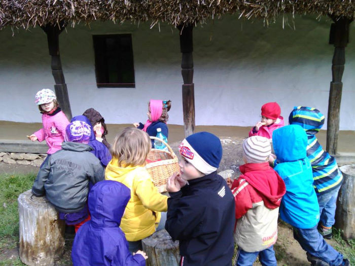 In vizita la Muzeul satului 10 apri.2014