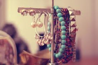 images (1) - Accessories