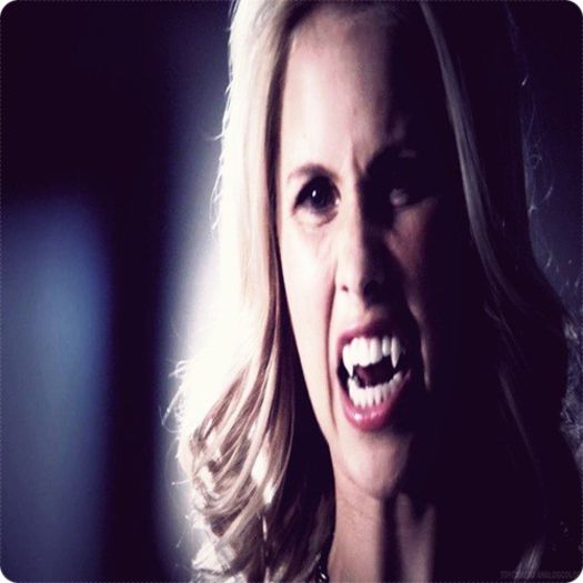 ☼ - poate vreţi să îl sun pe Nik să vină :-www :)) #davinaşielena#