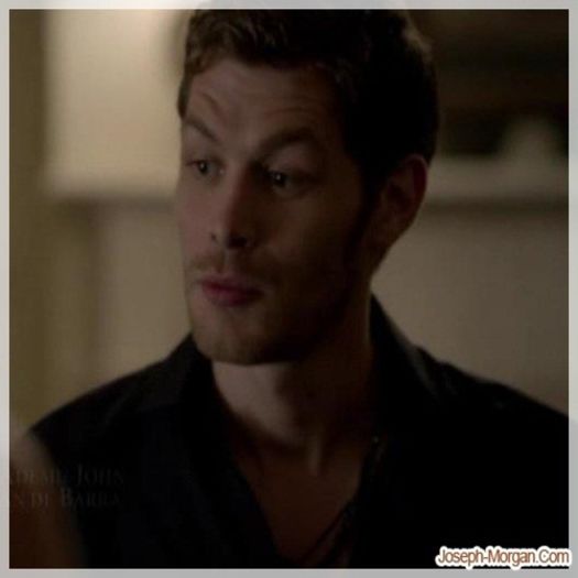 █ ▄→ lacrimi de crocodil! :-j -pleacă în camera lui-