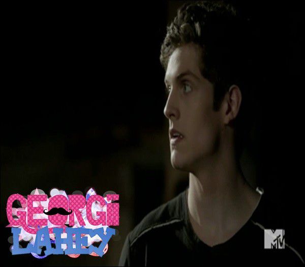 ♡♕_ bate palma :)) așteaptă să-mi iau și eu hainele etc .. # davina. faci ce vrei ;O # elena. - here - episode 05 - done