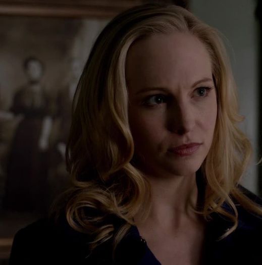 ᵔᴥᵔ -- Bine am prins ideea :-j #klaus *pleacă în camera ei* - here - episode 06 - done