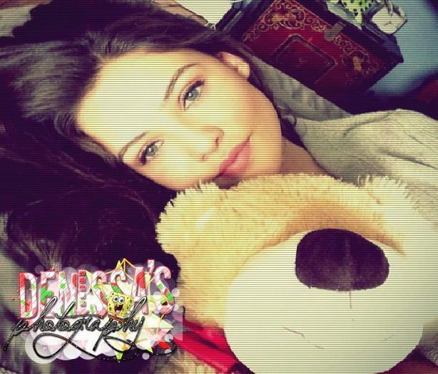 ┊deɴιι┊ aşa te vreau . =)) şefa păpădiilor  . #zoe - here - episode 06 - done
