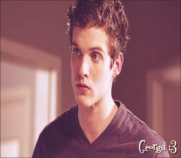 ♡♕_ te uiți la Teen Wolf ? # damon. same ;-J # peppz. - here - episode 06 - done