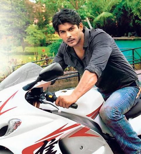 Sidharth-Shukla3