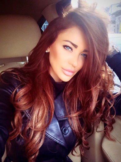 1560701_684359221617079_723460680_n