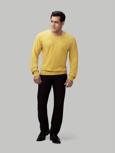 salman-khan-photoshot-for-splash-winter-collection-2013-2014-03