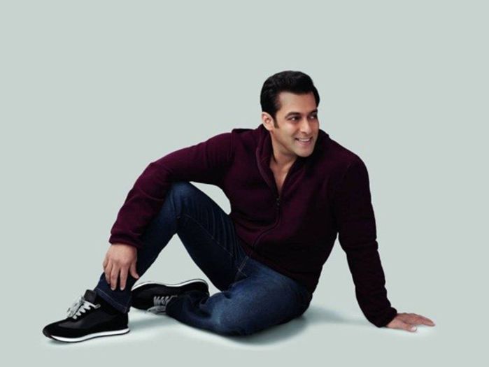 salman-khan-photoshot-for-splash-winter-collection-2013-2014-10
