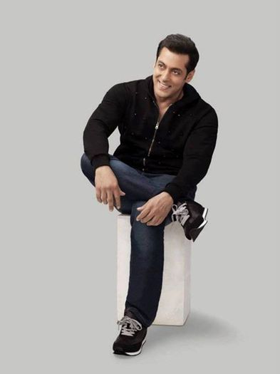 salman-khan-photoshot-for-splash-winter-collection-2013-2014-14