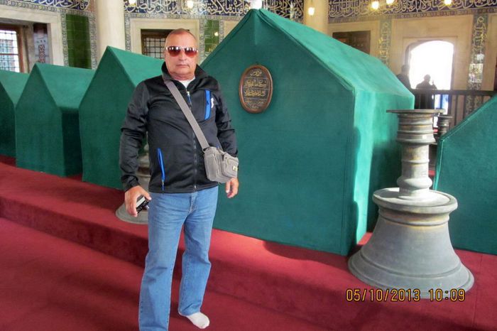 La mormantul sultanului Mustafa I