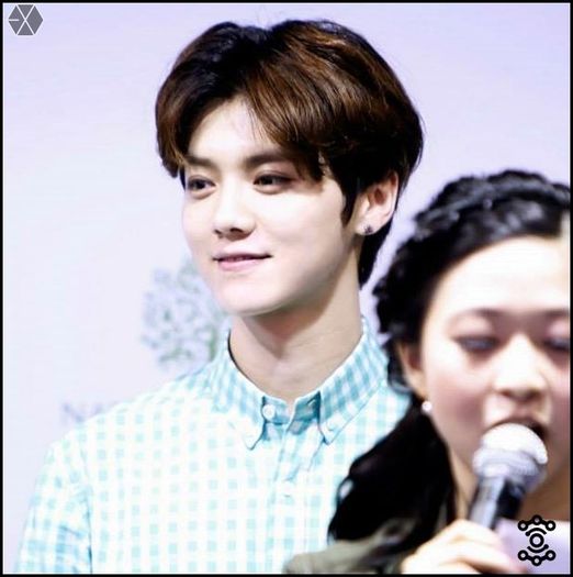 140301 LuHan @ Nature Republic Event.004