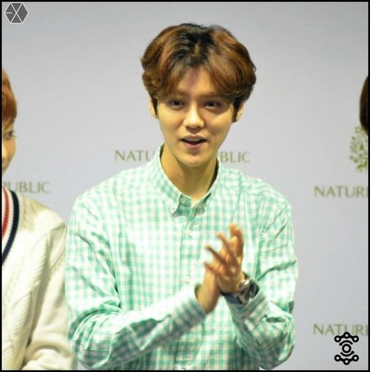 140301 LuHan @ Nature Republic Event.020