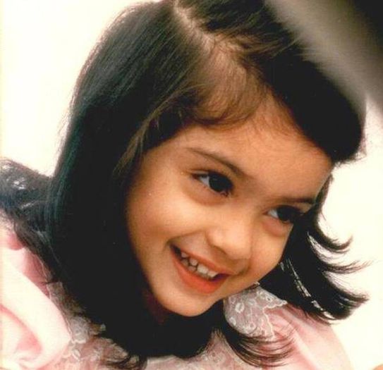 diana penty rare childhood photos