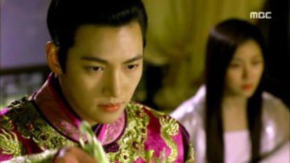 empress-ki-e26-140128-hdtv-xvid-limo-avi_001563029