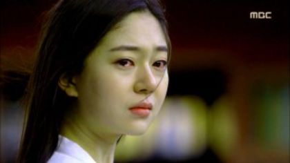 empress-ki-e38-140317-hdtv-xvid-limo-avi_002567467