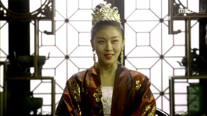 empress-ki-e38-140317-hdtv-xvid-limo-avi_000966900 (1)
