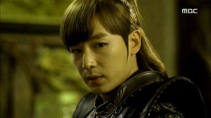 empress-ki-e47-140415-hdtv-xvid-limo-avi_001094027