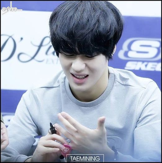 [HQ] 140220 Taemin 1 Fansinig de Skechers.06