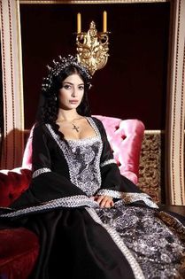 Melike İpek - Kastilya Prensesi İsabella Fortuna - Suleyman Magnificul