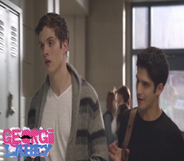 ♡♕_ # îi pune o eșarfă la ochi. trebuie să ne găsești ;;;;) # elena. yayyy # peppz. - here - episode 07 - done