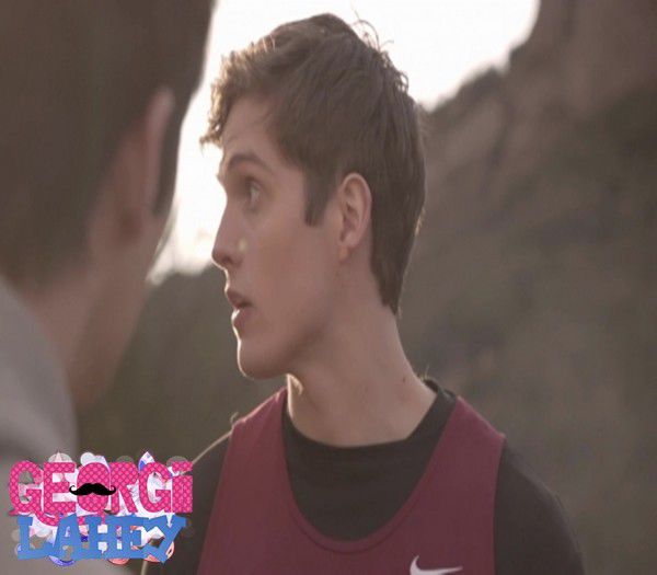♡♕_ da =))))) ești foarte aproape .... # elena. # se pune lângă peppz ;-bd - here - episode 07 - done