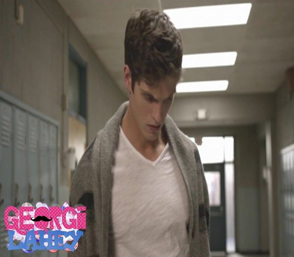 ♡♕_ ba te bagă ;P