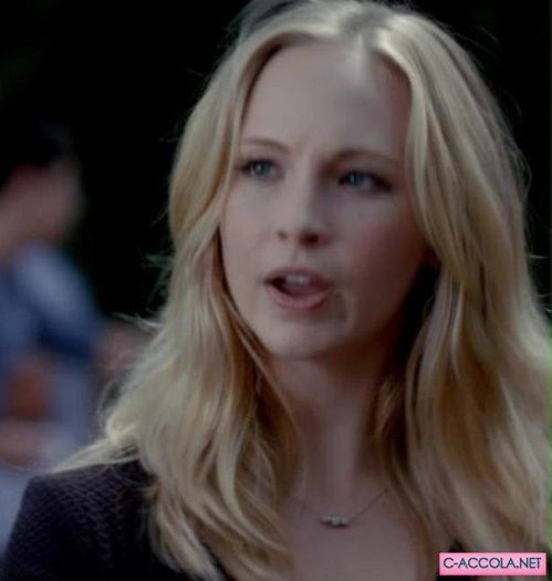 ᵔᴥᵔ -- *se întoarce* Ce e ? #klaus - here - episode 08 - done