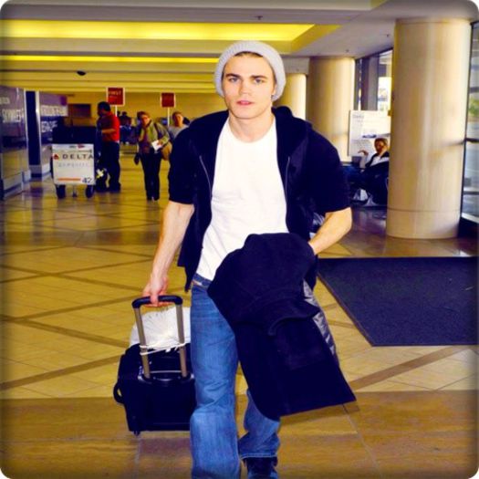 Mai am nevoie da niste dansatoare:))#davina LESIN =)))#Caro